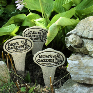 Add charm to any garden with our handcrafted 3.5x7-inch Garden Themes! Weatherproof, unique, and perfect for gift baskets or planters. Amaranth Stoneware Canada.