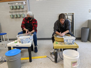 EVENING Thursday Throwing Beginner Class (November Start) - Amaranth Stoneware Canada