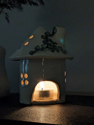 Winter Lanterns Workshop - Amaranth Stoneware Canada