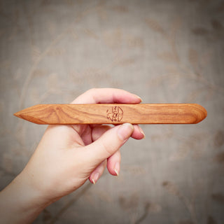Knife: Point Plus Round Tool by Wattle & Daub