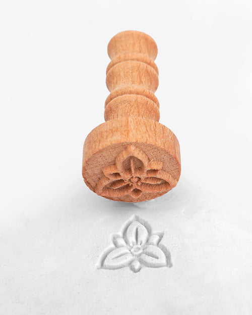 Trillium Flower - Clay Texture Stamp
