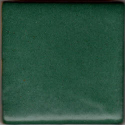 Solid green Forest Satin glaze with a smooth, opaque finish. Ideal for use on its own or under runnier glazes.