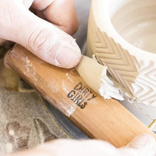 Handmade in Kentucky, this faceting tool offers adjustable tension and quick-change wire for clay work. Amaranth Stoneware Canada.