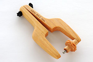 MKM Rollers are perfect for MLR and MLS stamps. Attach your chosen stamp with a magnetic clip and you're ready to roll! Amaranth Stoneware Canada.