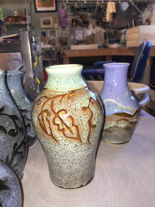 Coffee Bean glaze, darkly mottled brown with a leather-like appearance, ideal for oilspot effects. Amaranth Stoneware Canada.